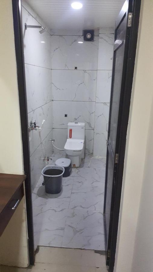 Green Leaf Hotel Ujjain Eksteriør billede