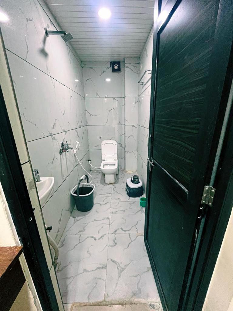 Green Leaf Hotel Ujjain Eksteriør billede